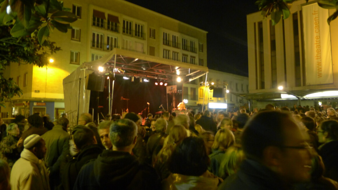 Place du Théâtre Caen 2012